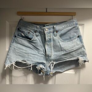 Levi’s Premium Distressed Denim Shorts Women’s Light Wash High Rise Cutoff
